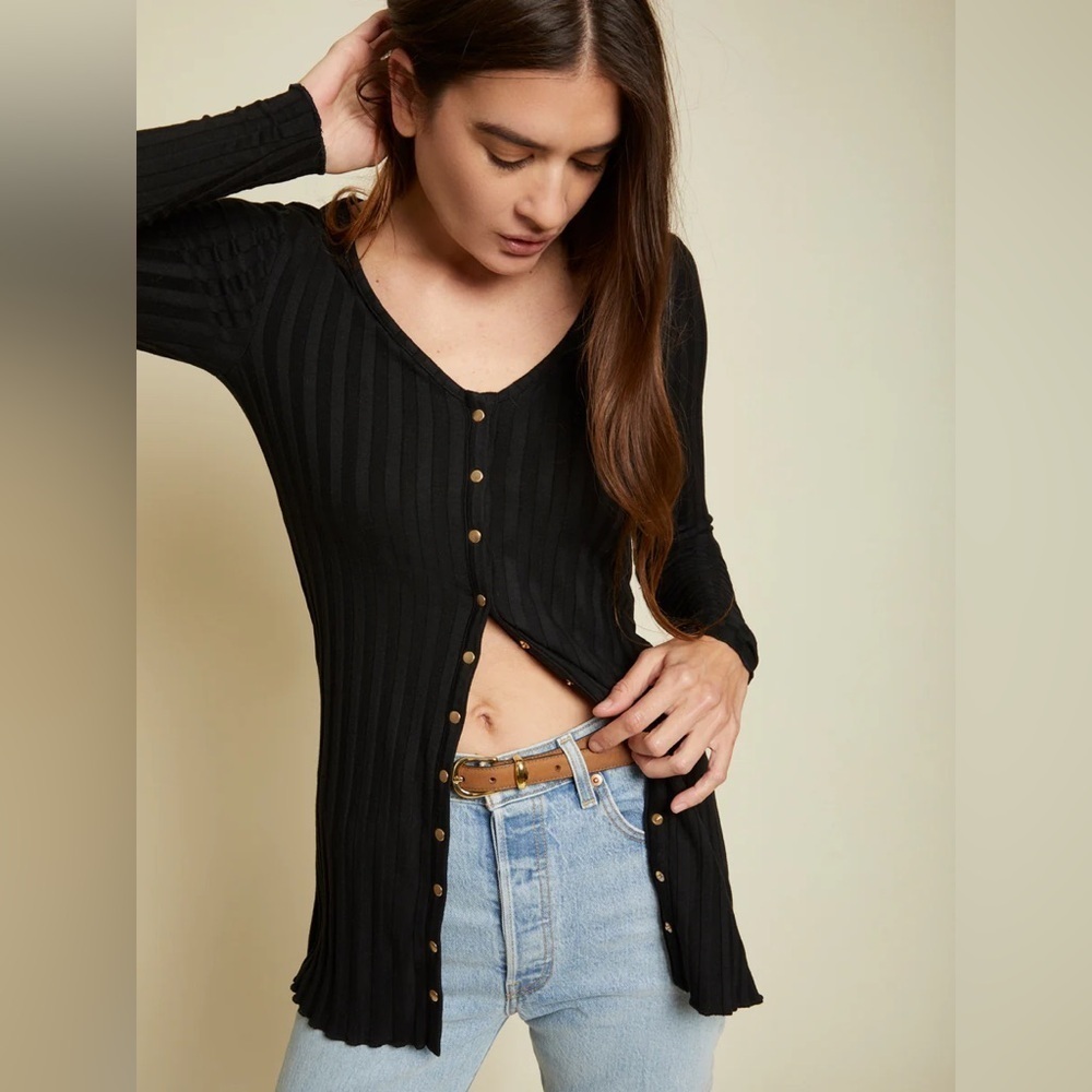 Nation Ltd / Mayumi Slim Snap Cardigan jet black ribbed v neck Small S